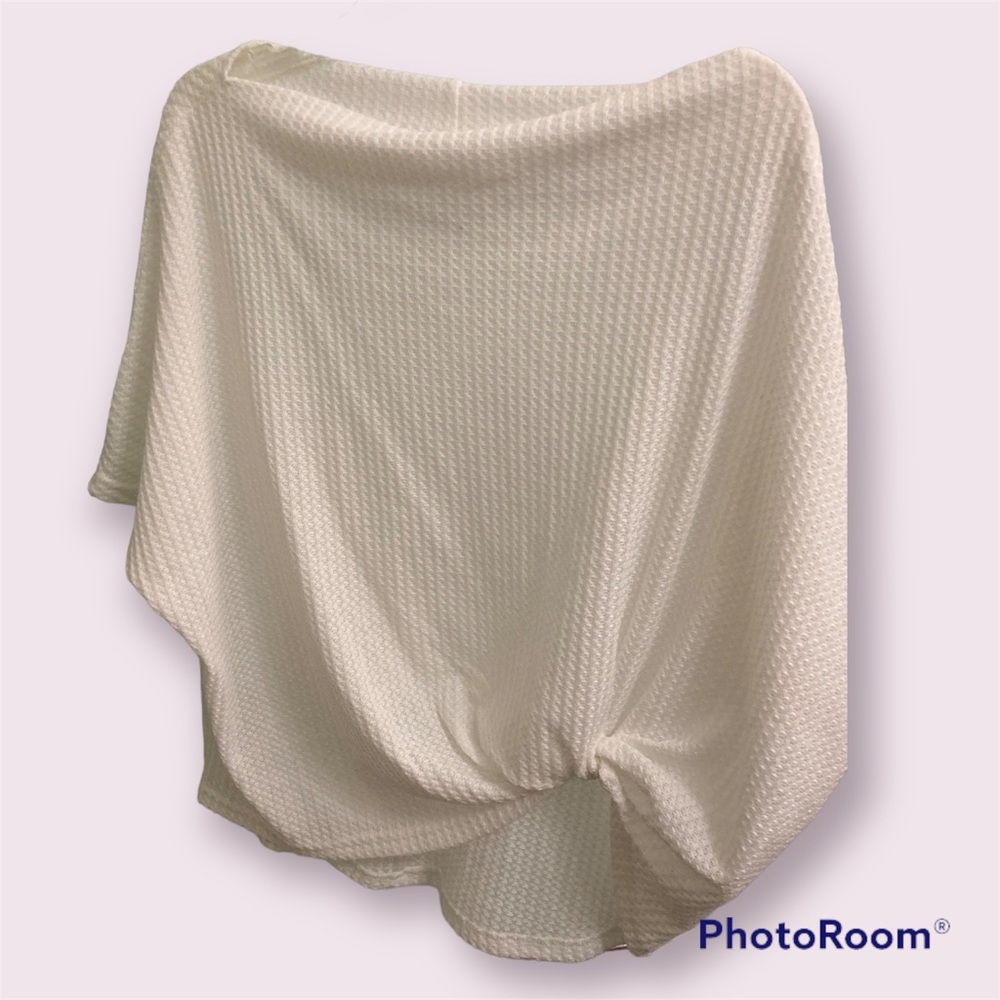 White dolma crop top